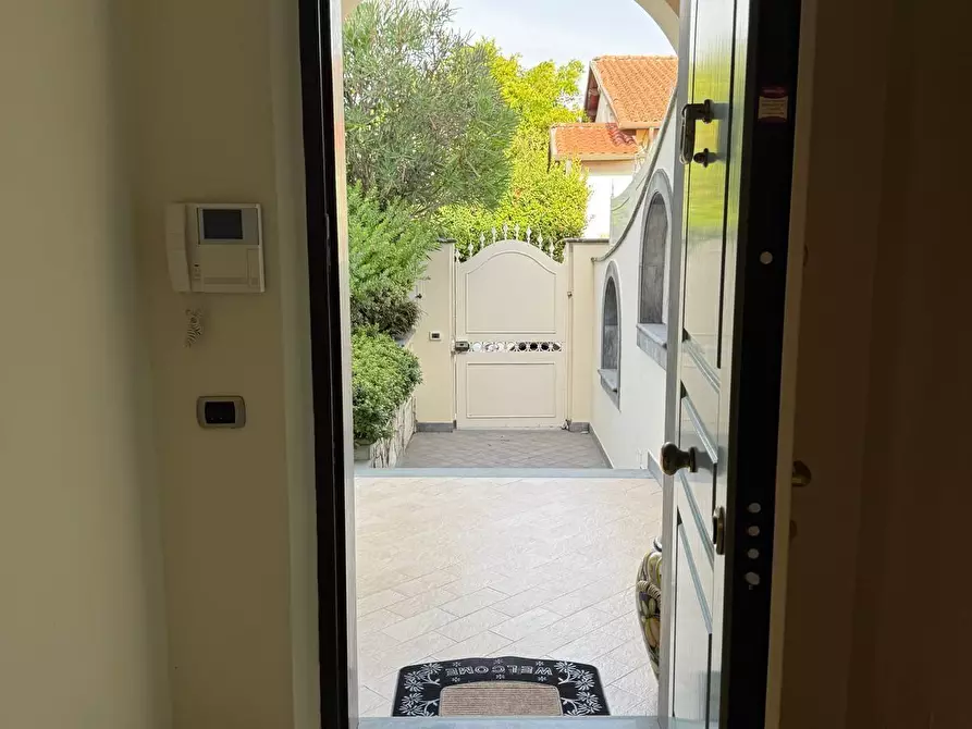 Immagine 10 di Villa in affitto  a Forte Dei Marmi