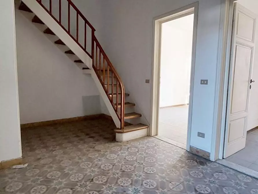 Immagine 32 di Villa in vendita  a Viareggio