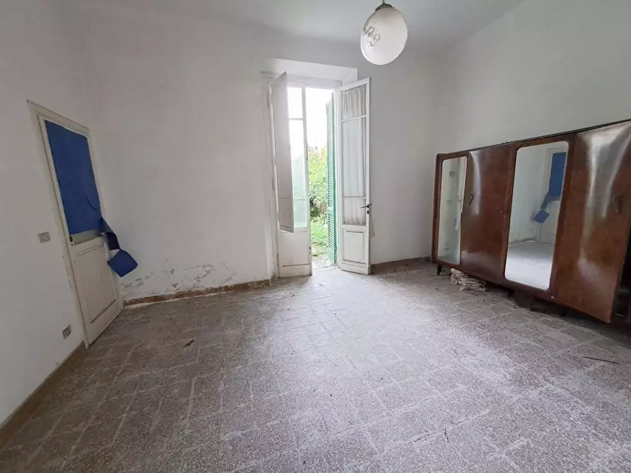 Immagine 16 di Villa in vendita  a Viareggio