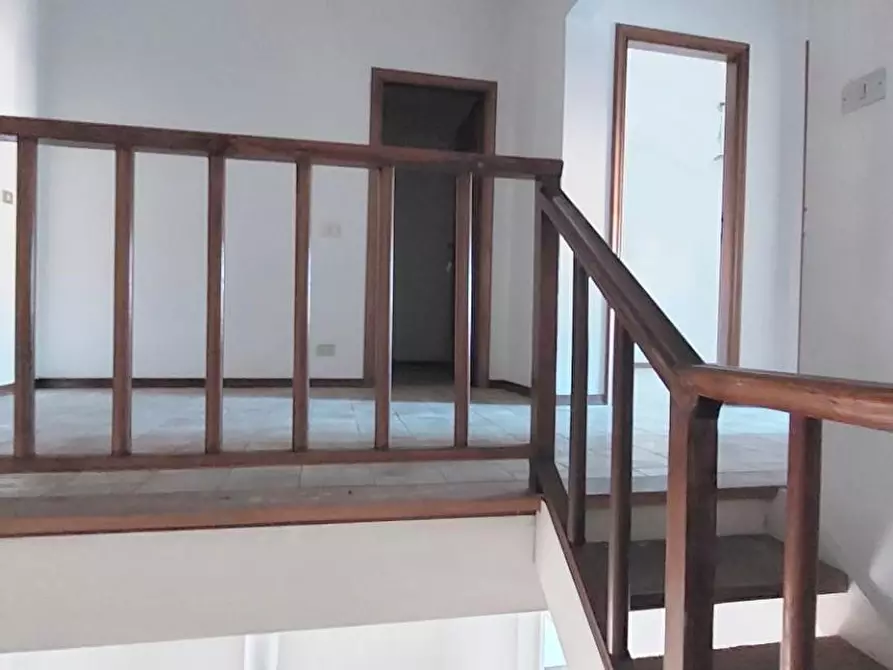 Immagine 50 di Villa in vendita  a Viareggio