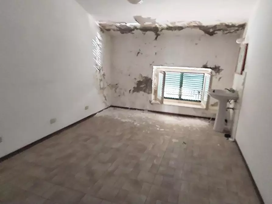 Immagine 54 di Villa in vendita  a Viareggio