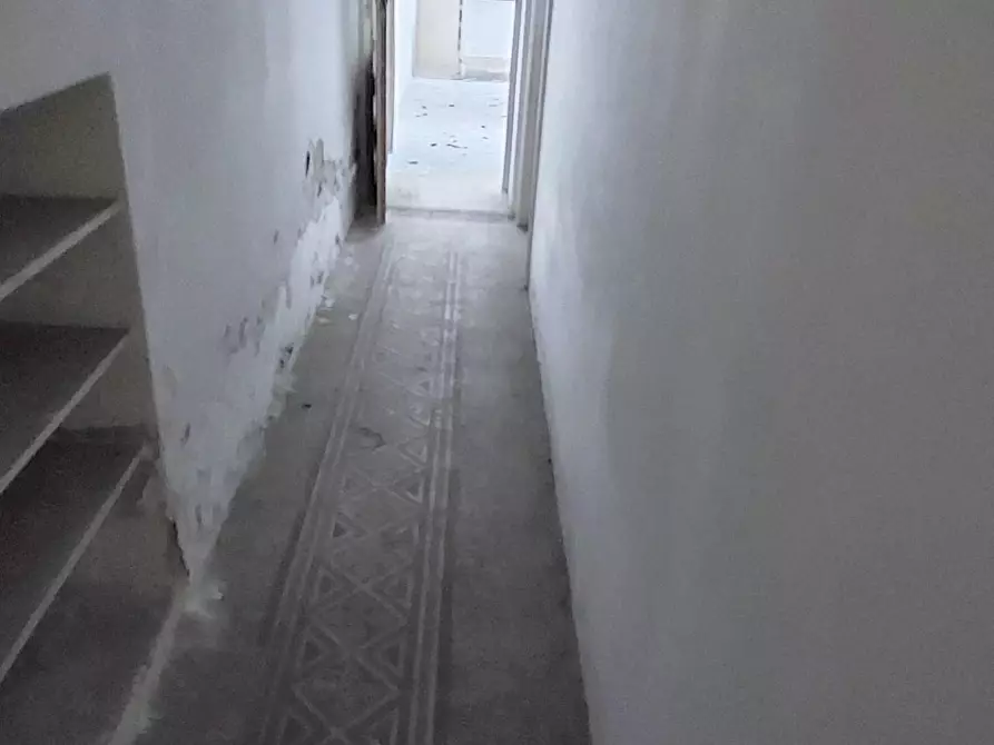 Immagine 27 di Villa in vendita  a Viareggio