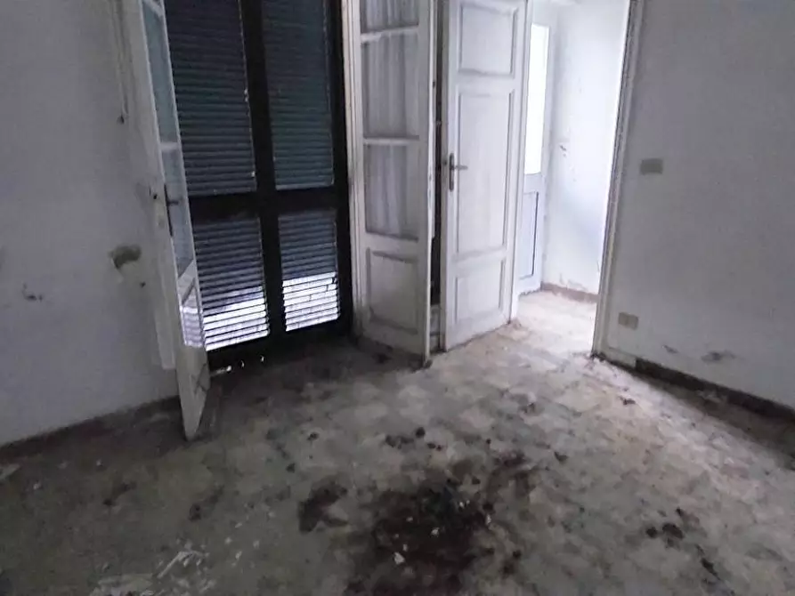 Immagine 73 di Villa in vendita  a Viareggio