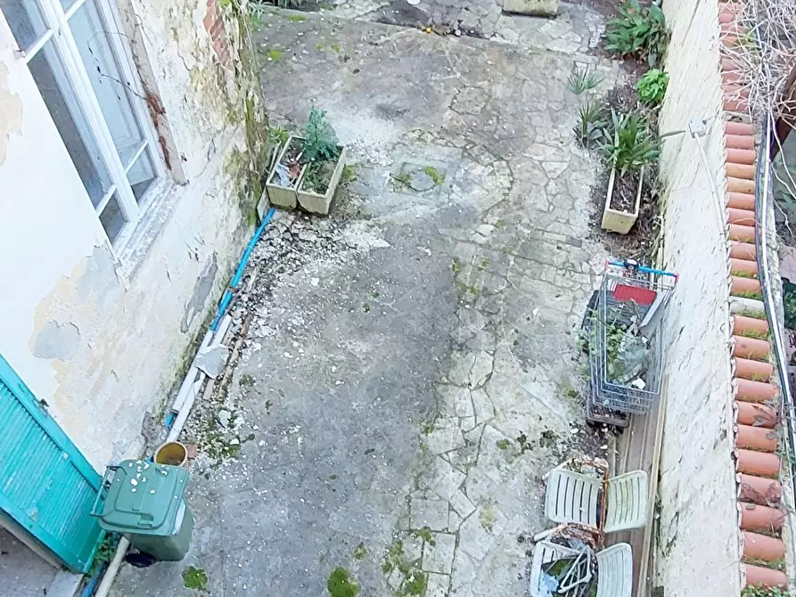 Immagine 63 di Villa in vendita  a Viareggio