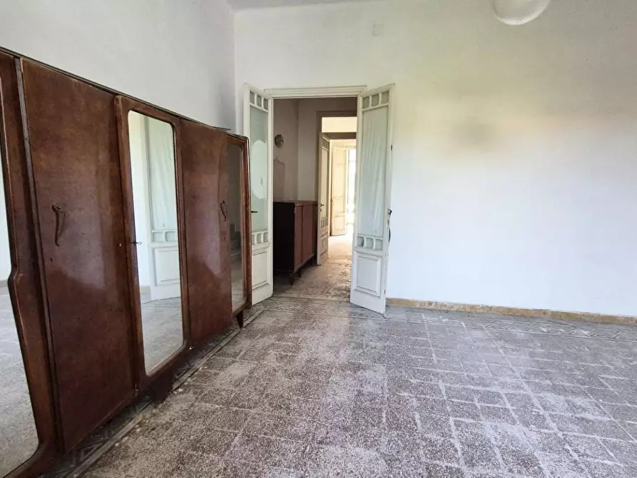 Immagine 22 di Villa in vendita  a Viareggio