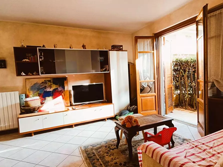 Immagine 10 di Appartamento in vendita  a Massa