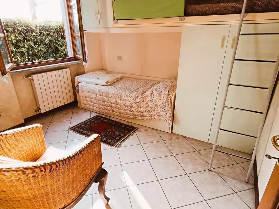 Immagine 15 di Appartamento in vendita  a Massa