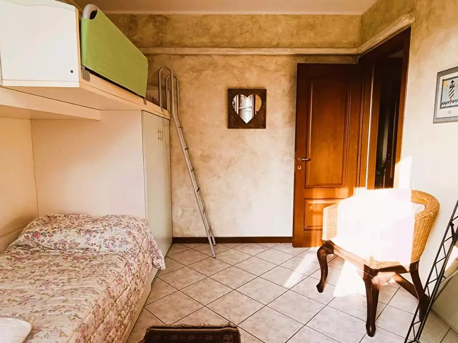 Immagine 16 di Appartamento in vendita  a Massa