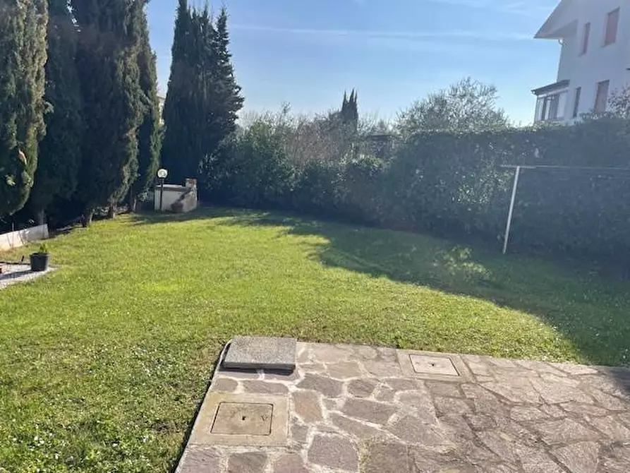 Immagine 23 di Casa bifamiliare in vendita  a Pisa