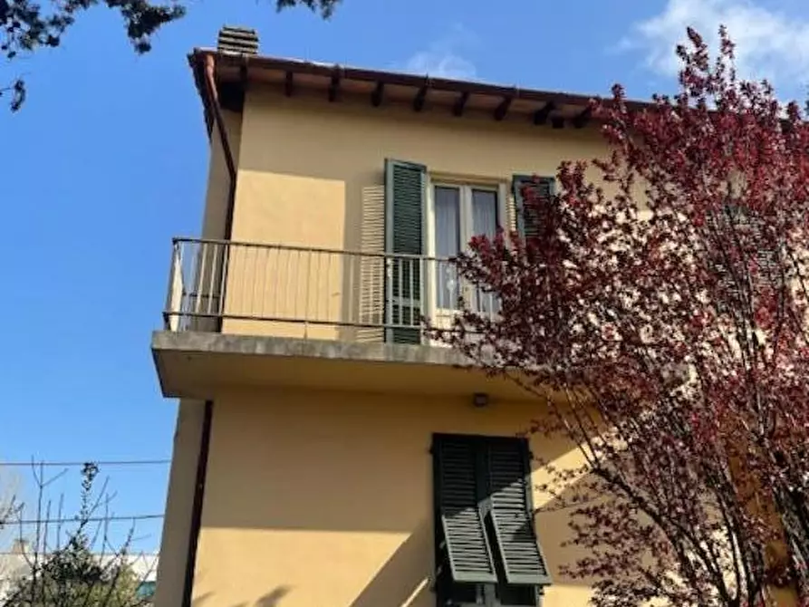 Immagine 29 di Casa bifamiliare in vendita  a Pisa