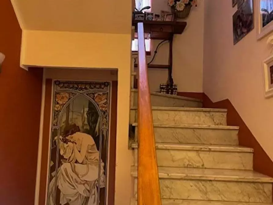 Immagine 21 di Casa bifamiliare in vendita  a Pisa