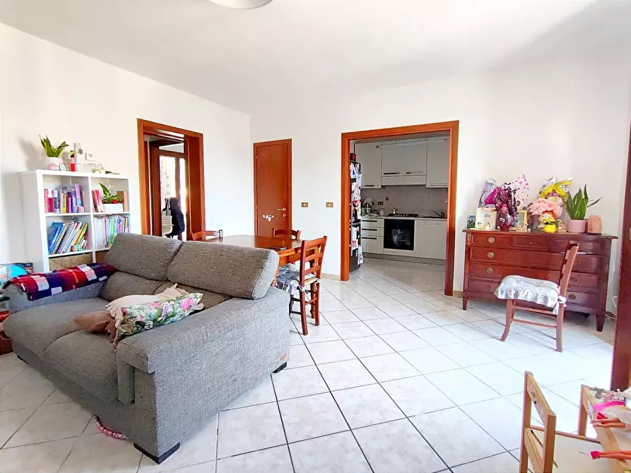Immagine 1 di Appartamento in vendita  a Pontedera