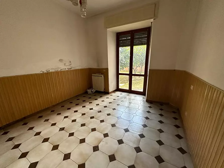 Immagine 21 di Appartamento in vendita  a Sarzana