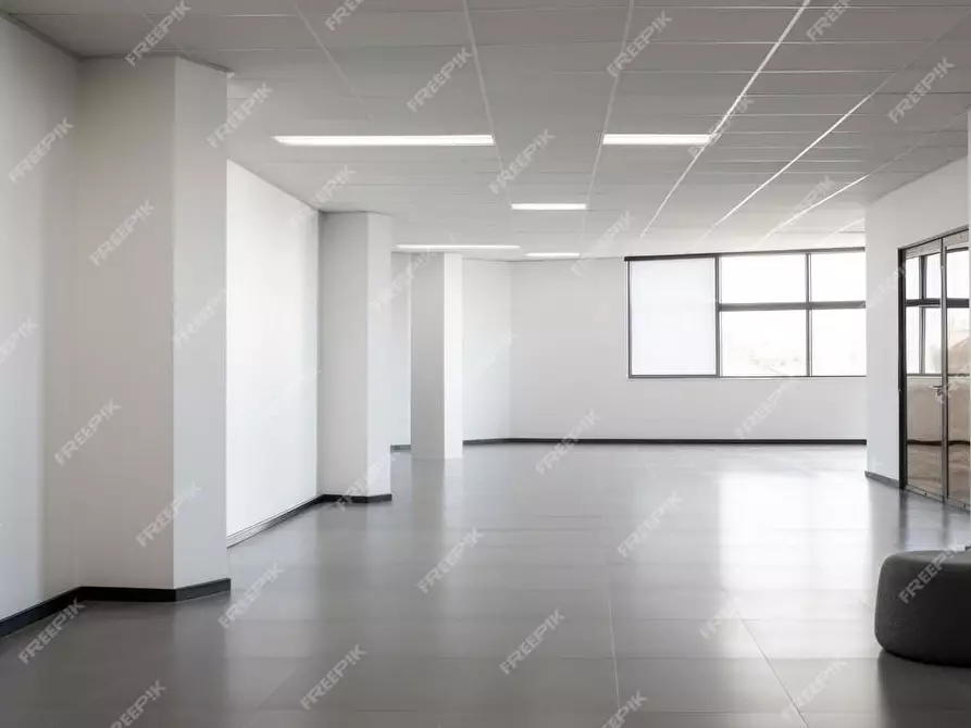 Immagine 4 di Ufficio in affitto  a Lucca