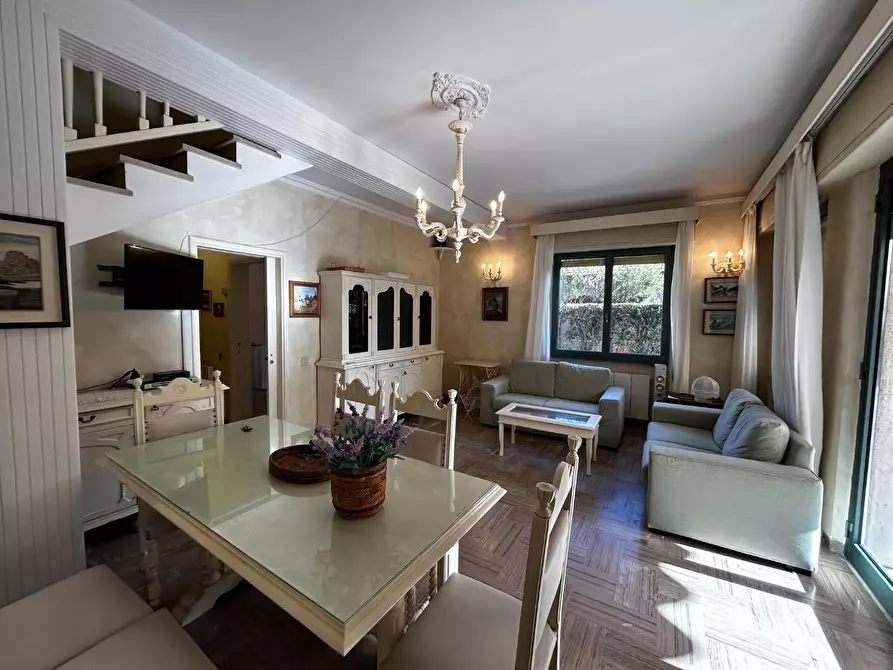 Immagine 15 di Villa in affitto  a Forte Dei Marmi