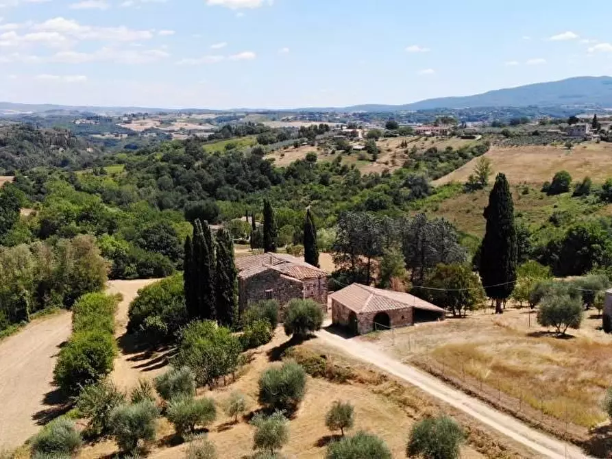Immagine 5 di Casa colonica in vendita  a Colle Di Val D'elsa