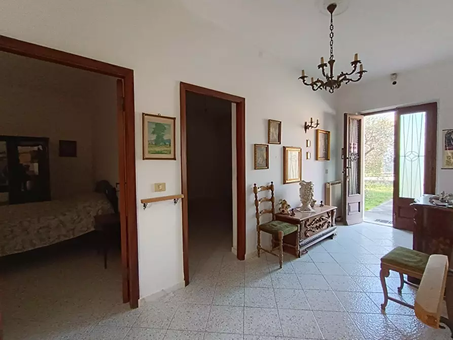 Immagine 31 di Casa semindipendente in vendita  a Ortonovo