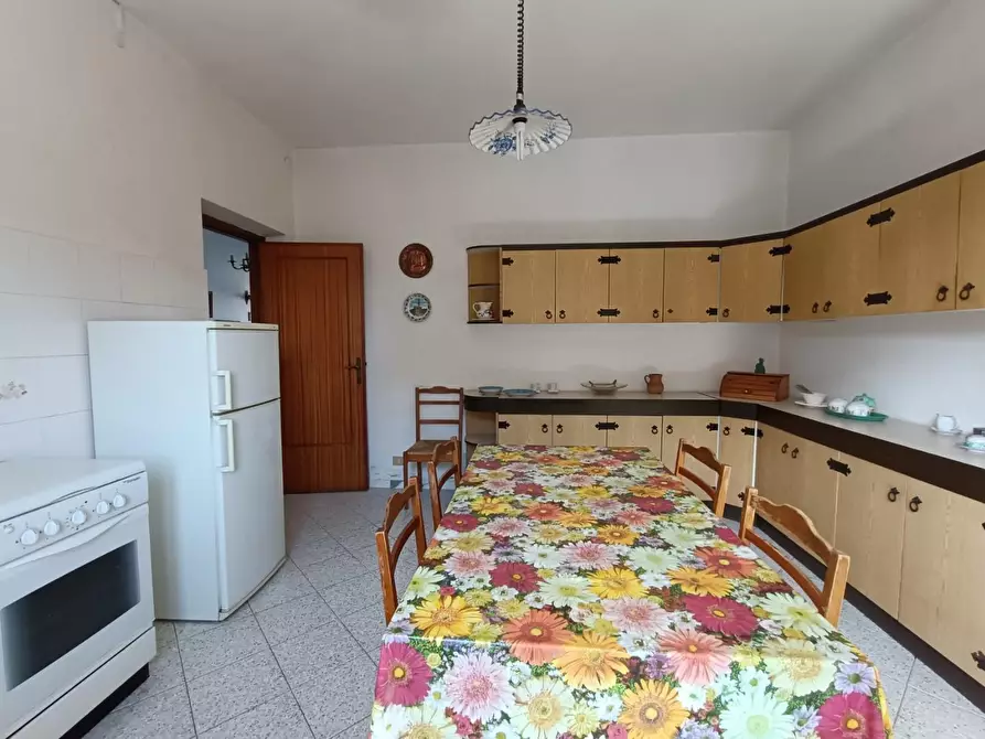 Immagine 24 di Casa semindipendente in vendita  a Ortonovo