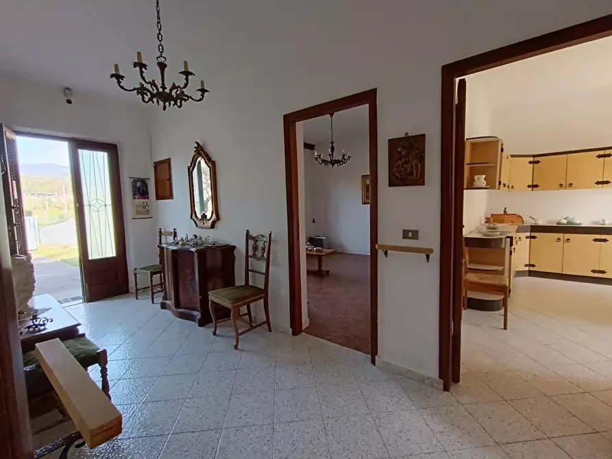 Immagine 23 di Casa semindipendente in vendita  a Ortonovo