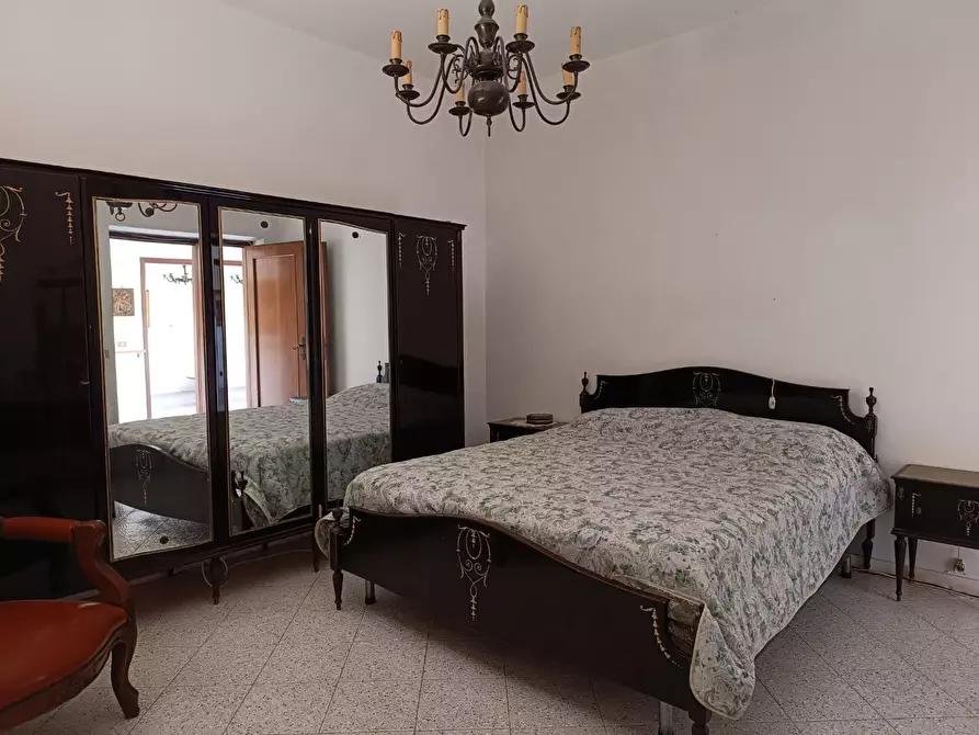 Immagine 20 di Casa semindipendente in vendita  a Ortonovo