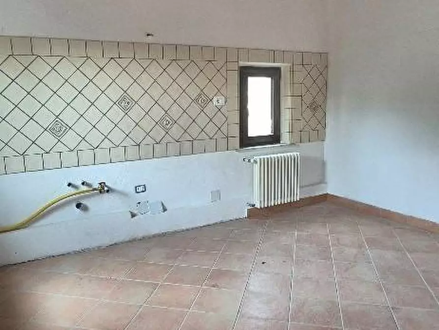 Immagine 14 di Appartamento in vendita  a Vicopisano