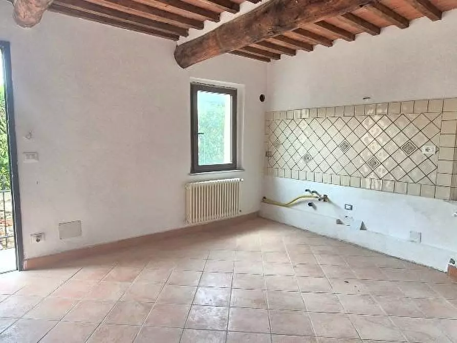 Immagine 13 di Appartamento in vendita  a Vicopisano