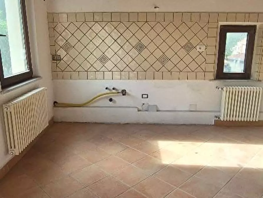 Immagine 12 di Appartamento in vendita  a Vicopisano