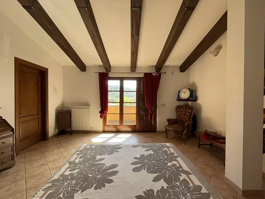 Immagine 43 di Casa indipendente in vendita  a Massarosa