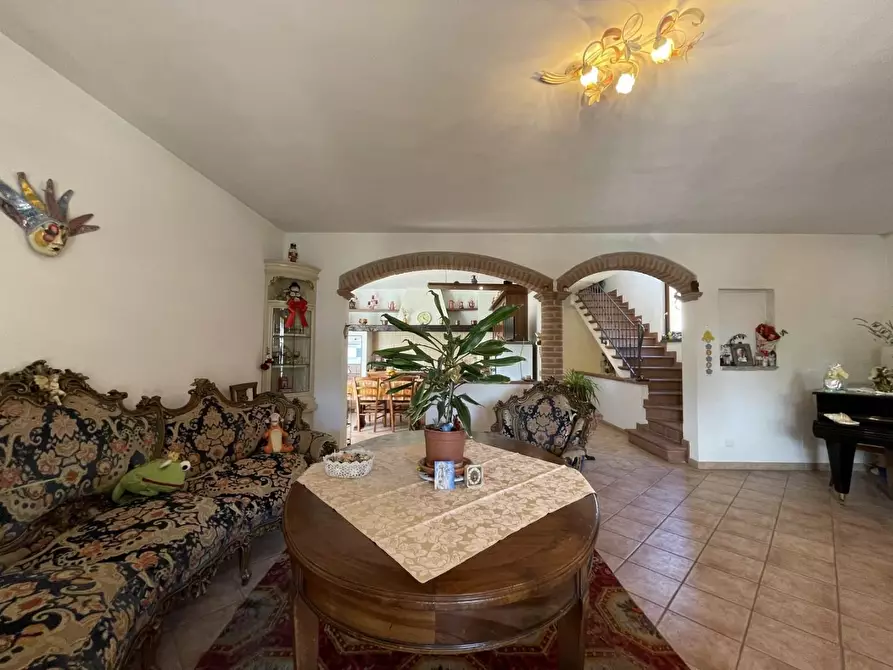 Immagine 4 di Casa indipendente in vendita  a Massarosa