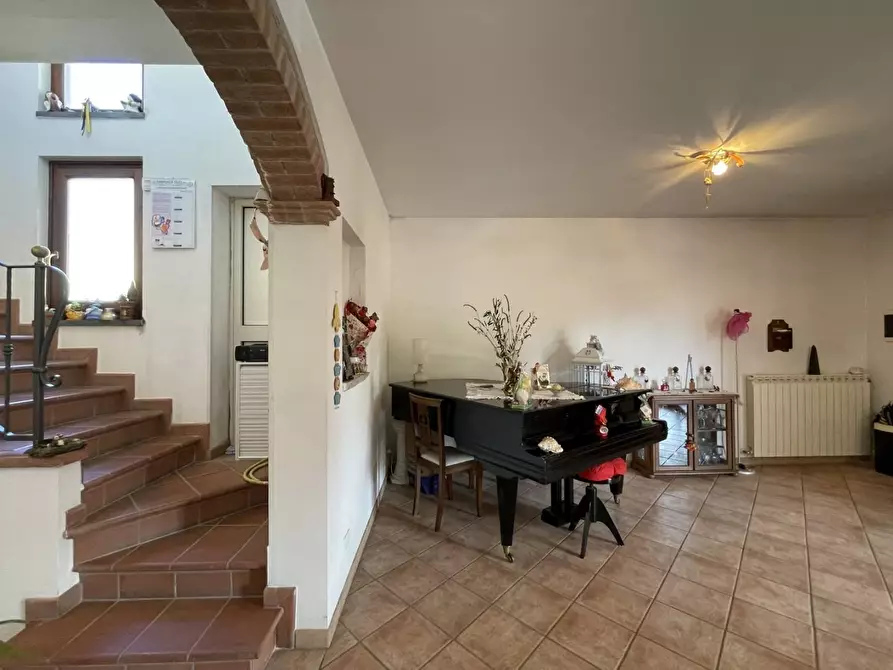 Immagine 13 di Casa indipendente in vendita  a Massarosa