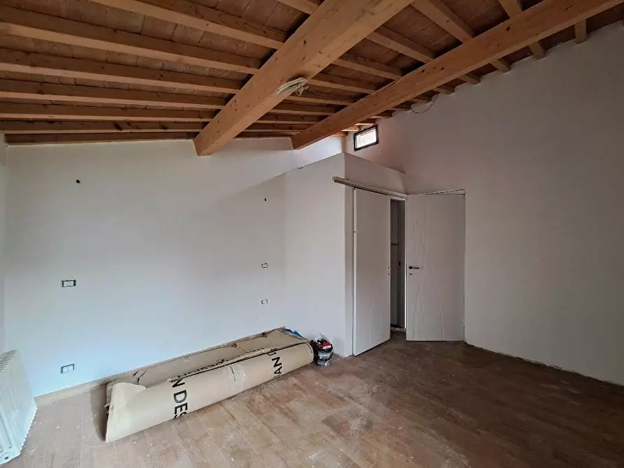 Immagine 10 di Terratetto in vendita  a Vicopisano