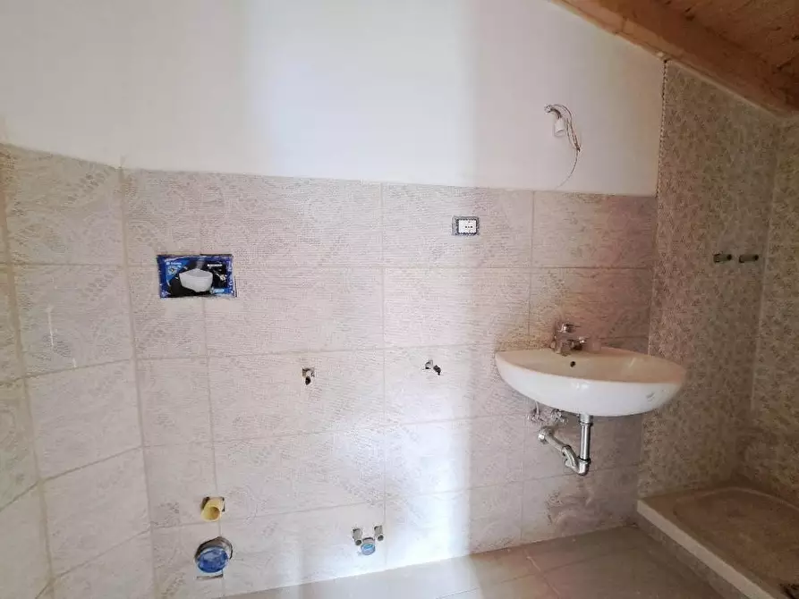 Immagine 19 di Terratetto in vendita  a Vicopisano