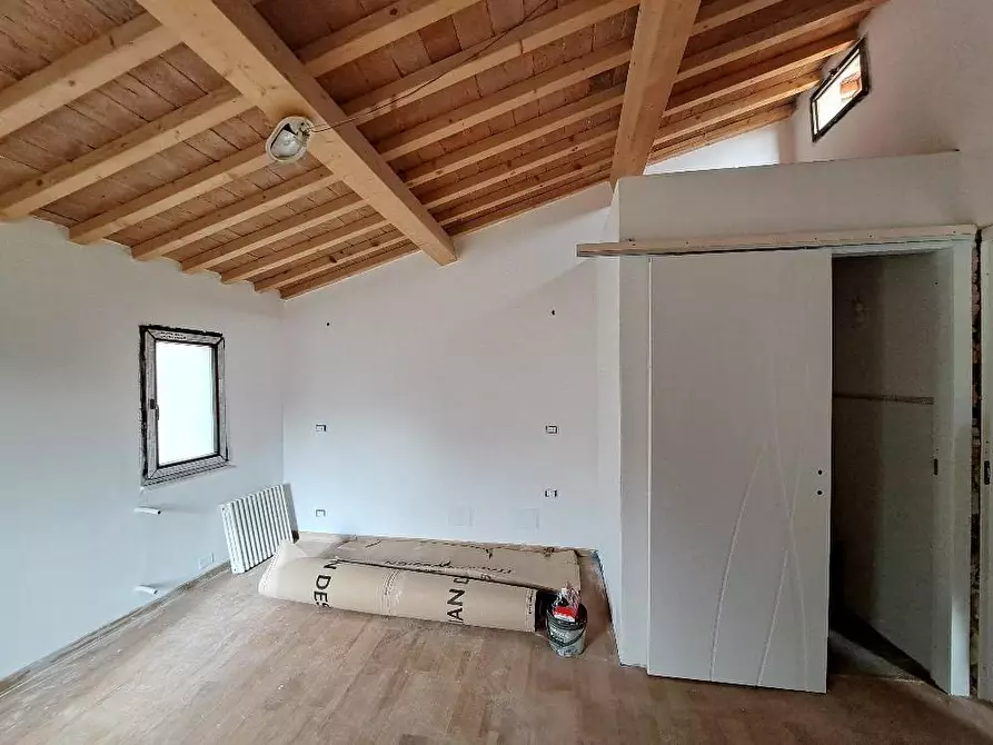 Immagine 12 di Terratetto in vendita  a Vicopisano