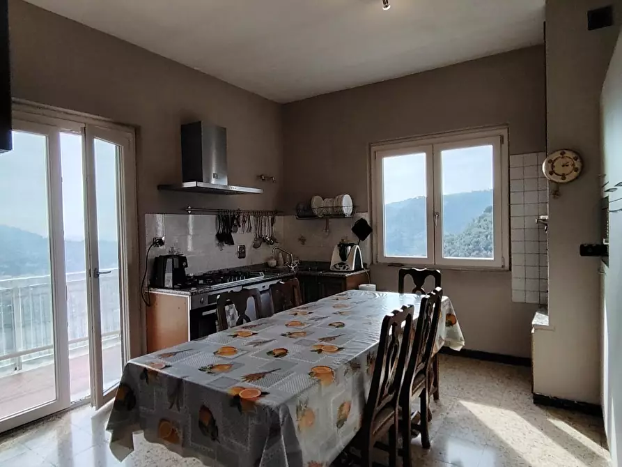 Immagine 6 di Casa indipendente in vendita  a Carrara