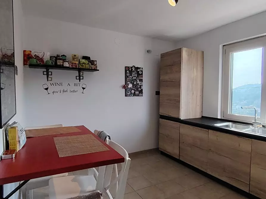 Immagine 17 di Casa indipendente in vendita  a Carrara