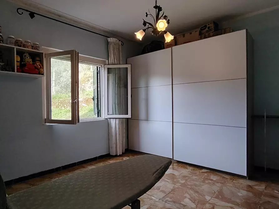 Immagine 13 di Casa indipendente in vendita  a Carrara