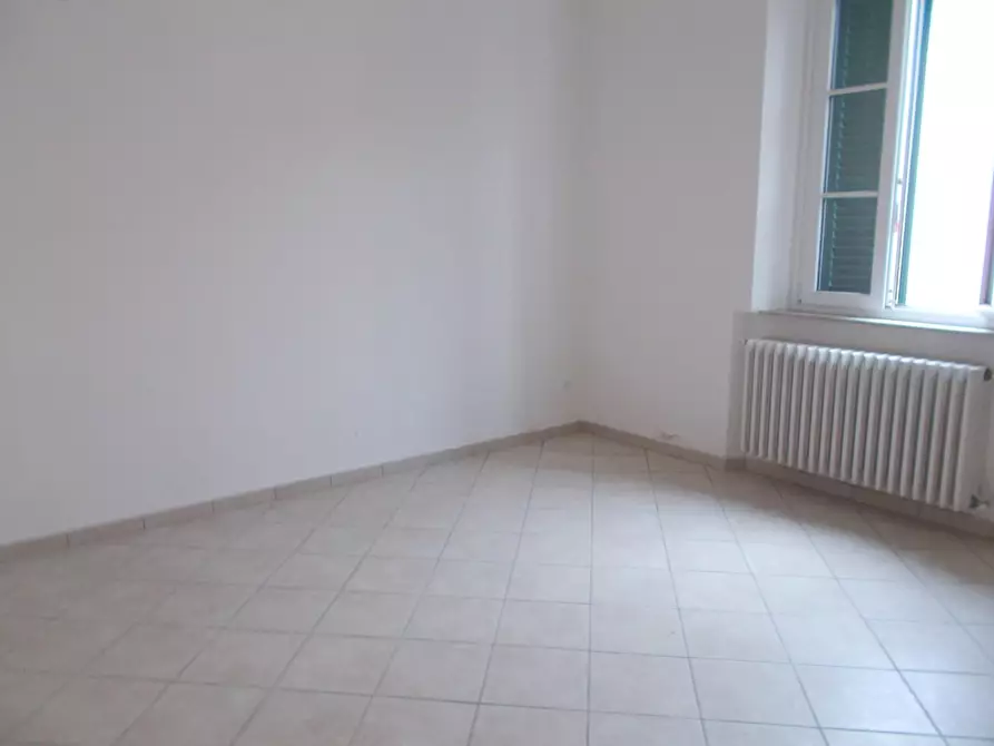 Immagine 9 di Villa in vendita  a San Giuliano Terme