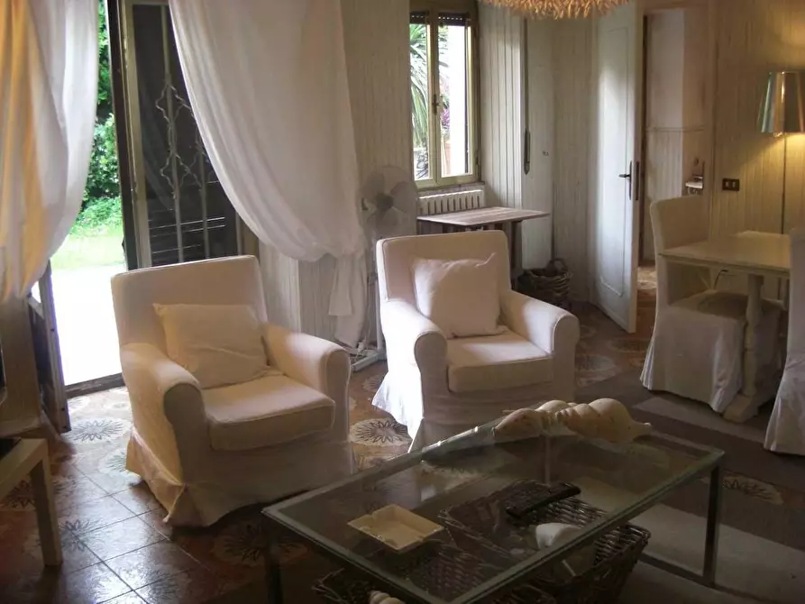 Immagine 4 di Casa bifamiliare in affitto  a Forte Dei Marmi