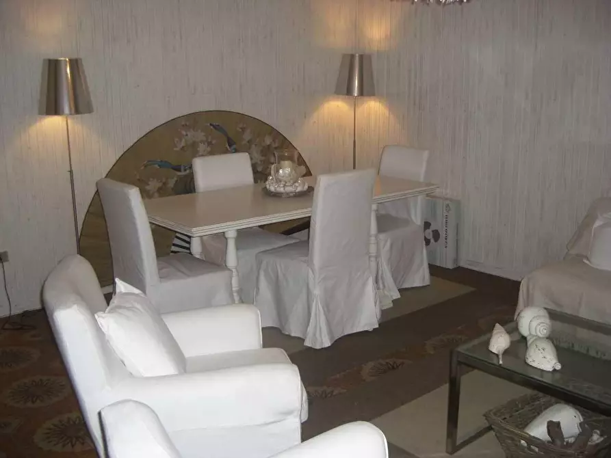 Immagine 2 di Casa bifamiliare in affitto  a Forte Dei Marmi