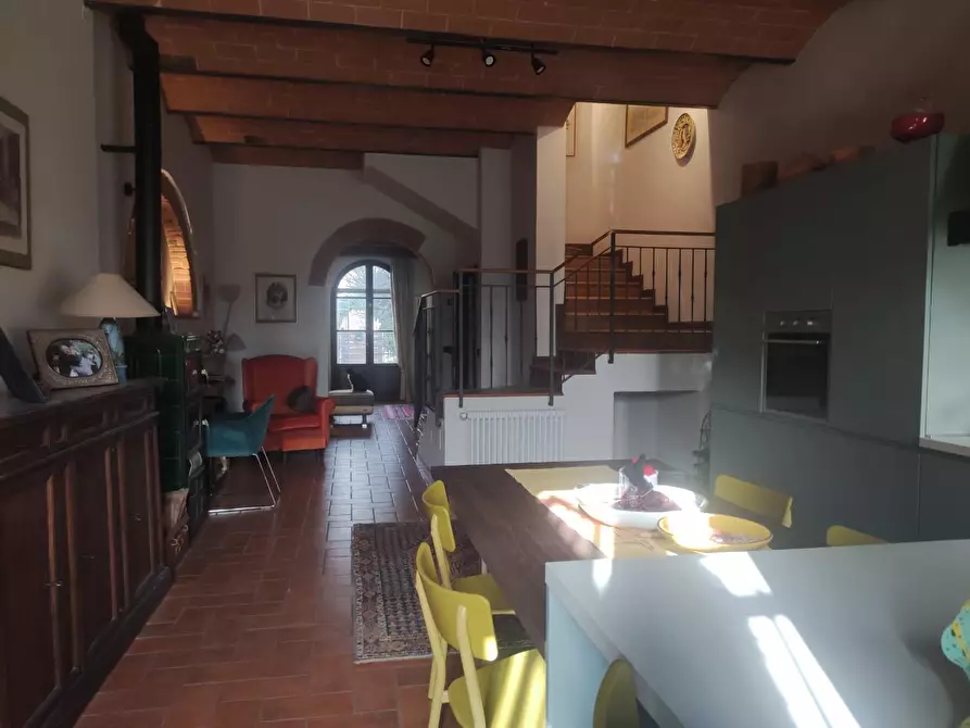 Immagine 8 di Rustico / casale in vendita  a Pisa