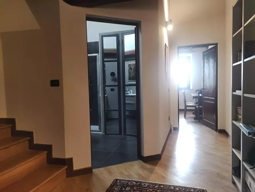 Immagine 21 di Rustico / casale in vendita  a Pisa