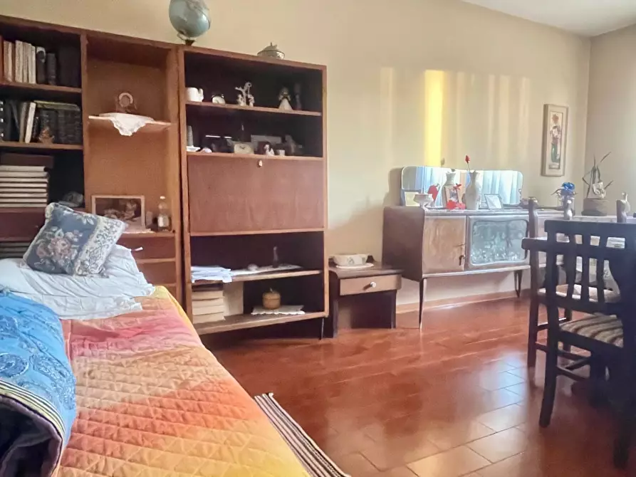 Immagine 7 di Appartamento in vendita  a Siena