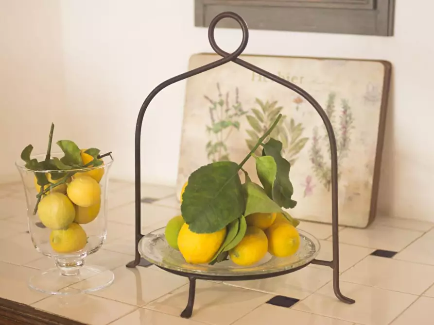 Immagine 5 di Appartamento in vendita  a Massa