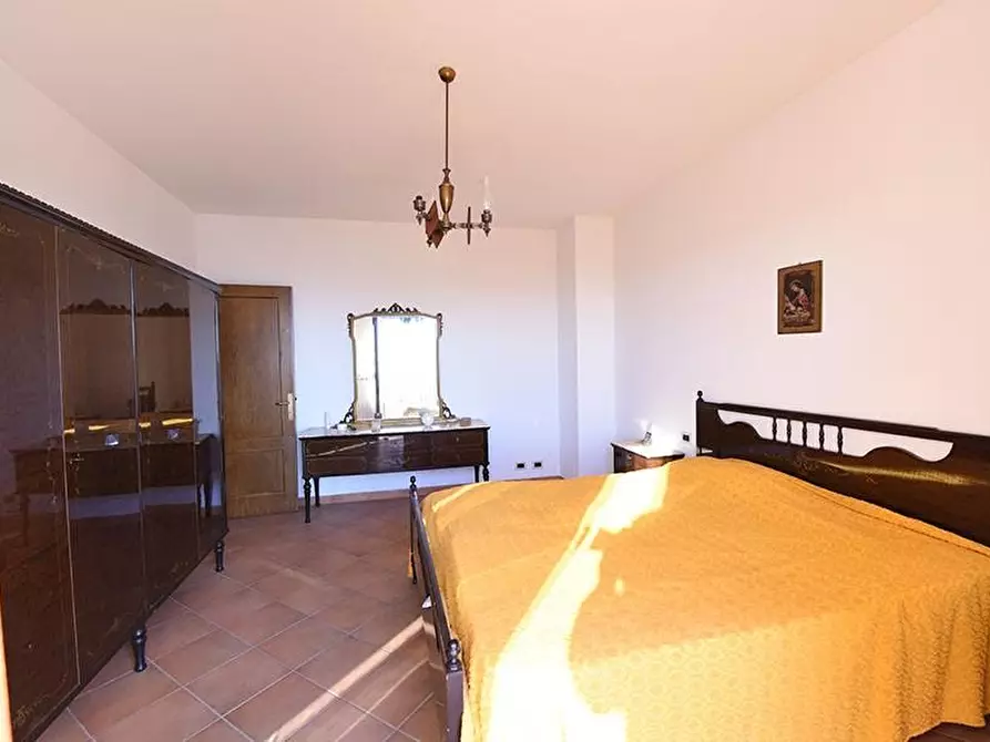 Immagine 15 di Casa bifamiliare in vendita  a Casole D'elsa