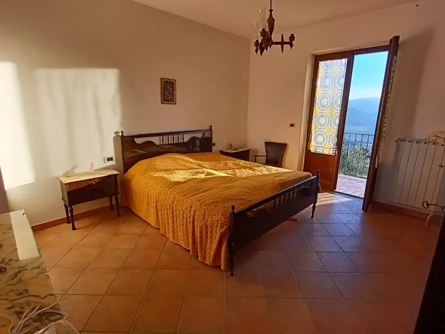 Immagine 17 di Casa bifamiliare in vendita  a Casole D'elsa