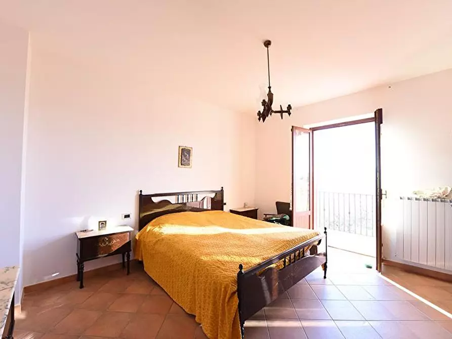 Immagine 14 di Casa bifamiliare in vendita  a Casole D'elsa