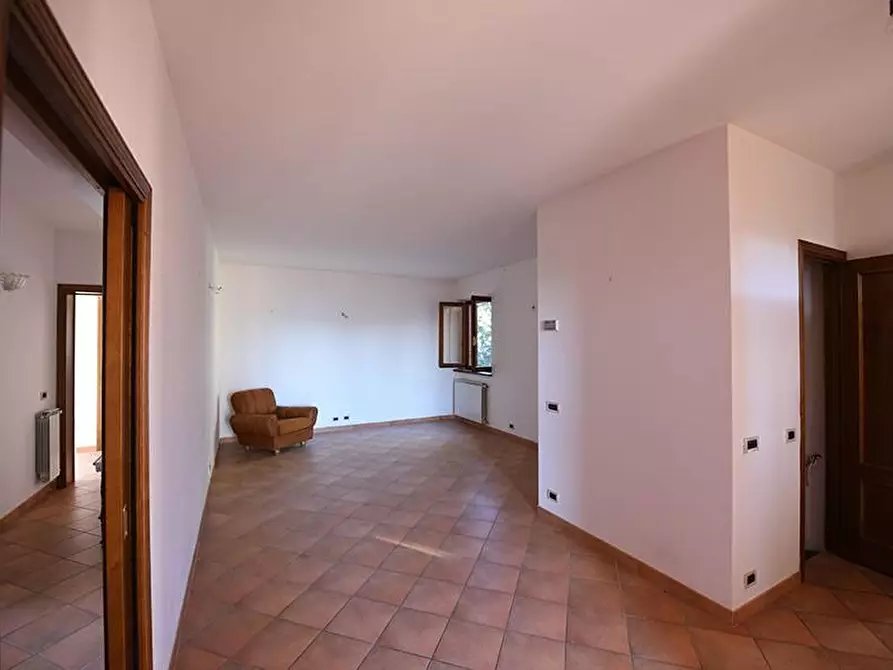 Immagine 10 di Casa bifamiliare in vendita  a Casole D'elsa
