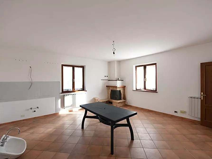 Immagine 11 di Casa bifamiliare in vendita  a Casole D'elsa