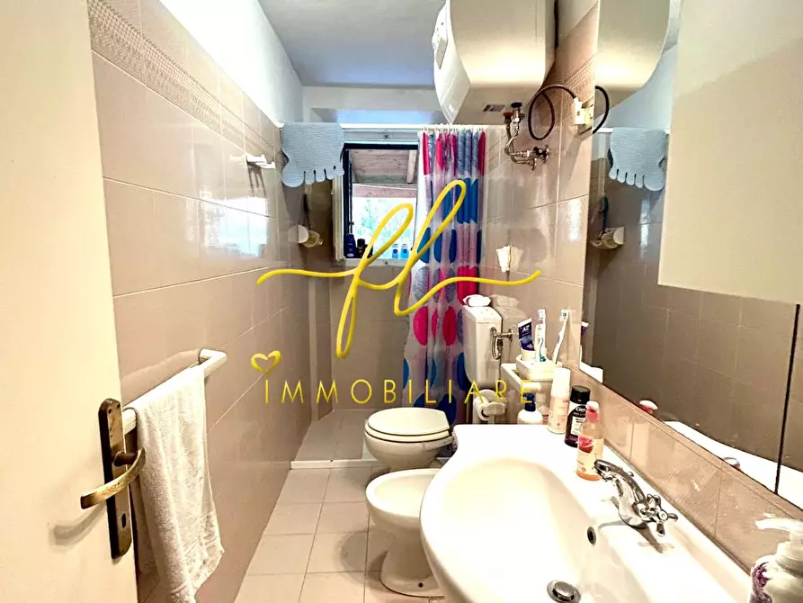 Immagine 14 di Porzione di casa in vendita  a Marciana