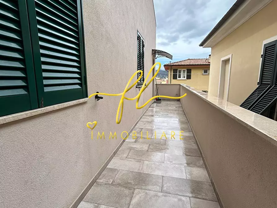 Immagine 4 di Appartamento in vendita  a Portoferraio